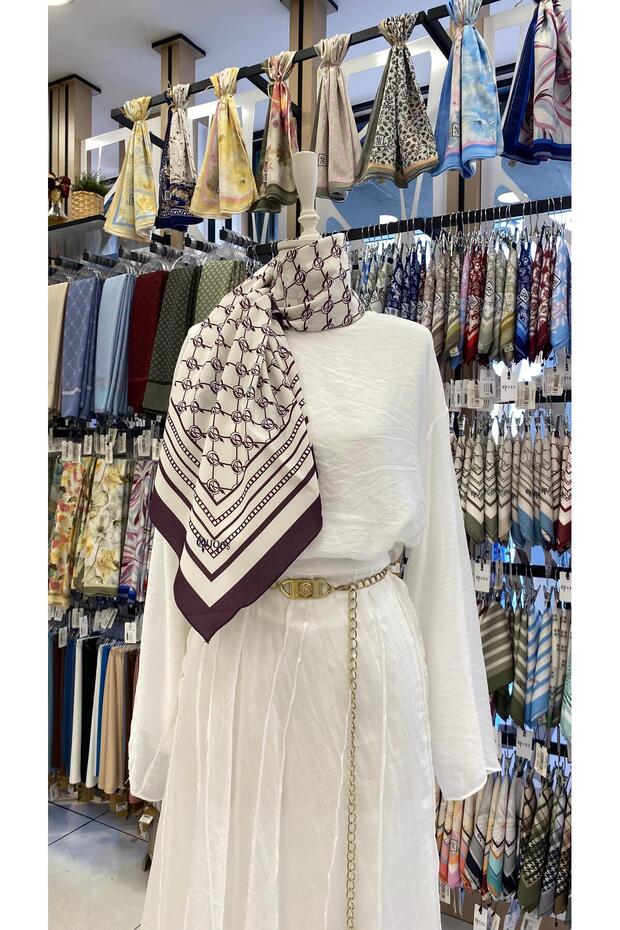 وشاح بنمط K