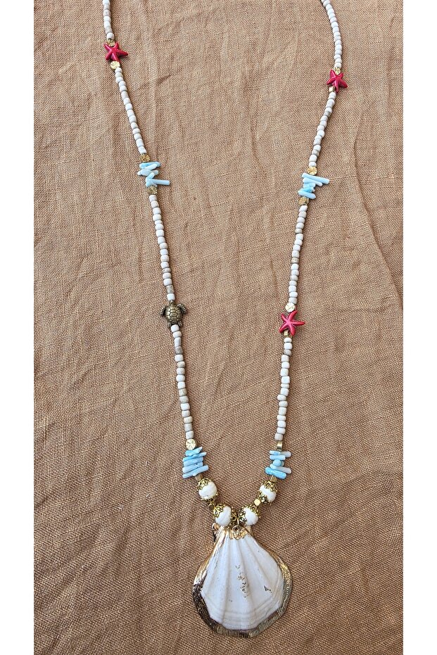 قلادة مصنوعة يدويًا من الصدف البحري الأصيل - 1