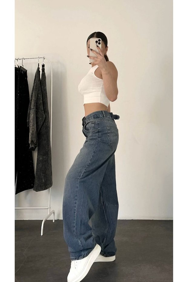 Women's High-Waisted Baggy Jeans with Buckle Detail (2026)^^^^Feel the Comfort with the Baggy Fit^^^^