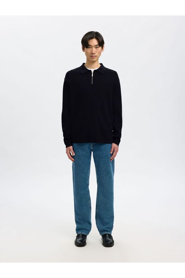 Pullover Half-Zip - 4