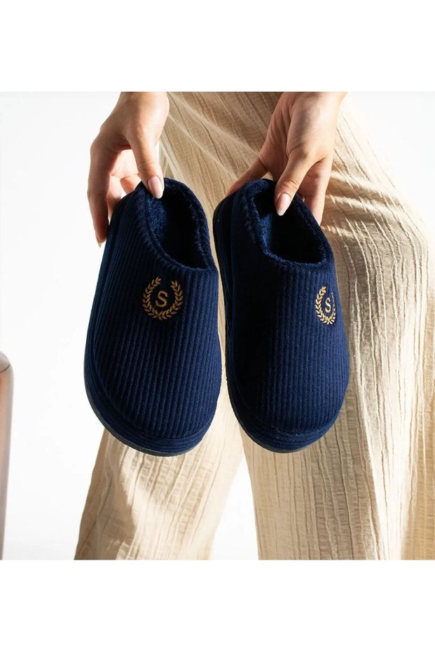 Embroidered Knitted Winter Unisex House Slippers with Anti-Slip and No-Sound Soles