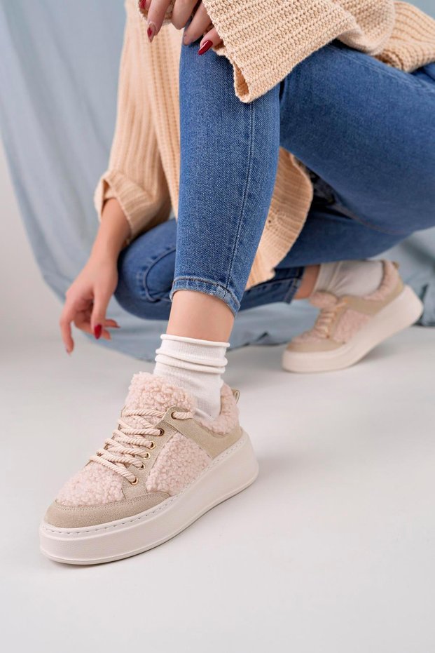 Women's Plush Detailed Sneakers - Beige