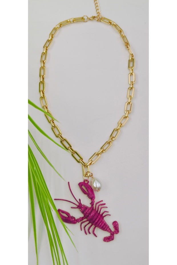 Gold Chain Necklace with Pink Lobster Pearl