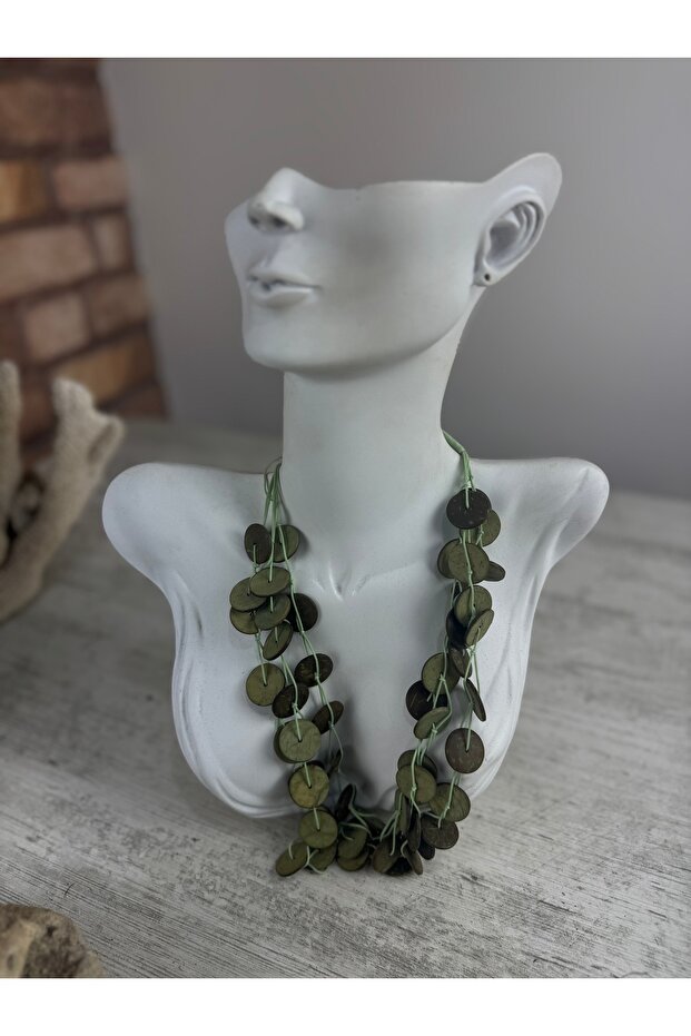 Yeşil ahşap kolye - 3