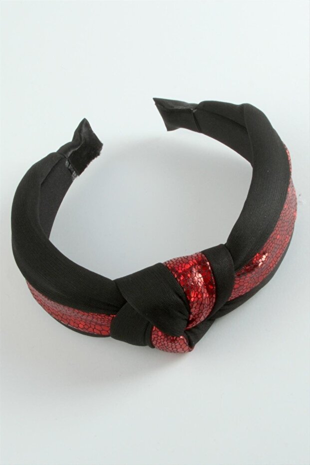 Oval Patterned Knotted Crown - 2