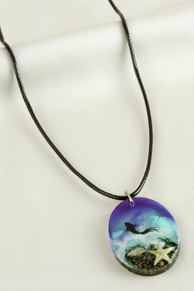 Starfish Oval Epoxy Pendant