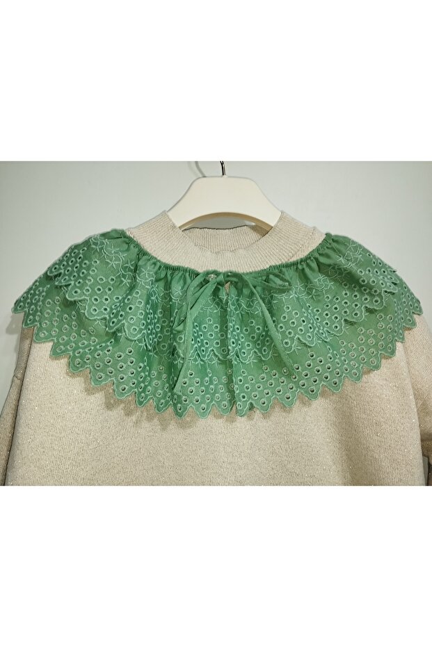 الياقة الخضراء - 4