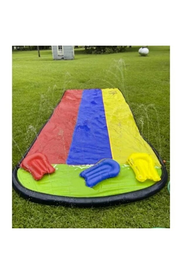 Inflatable slide with sprayers, Multicolor - 2