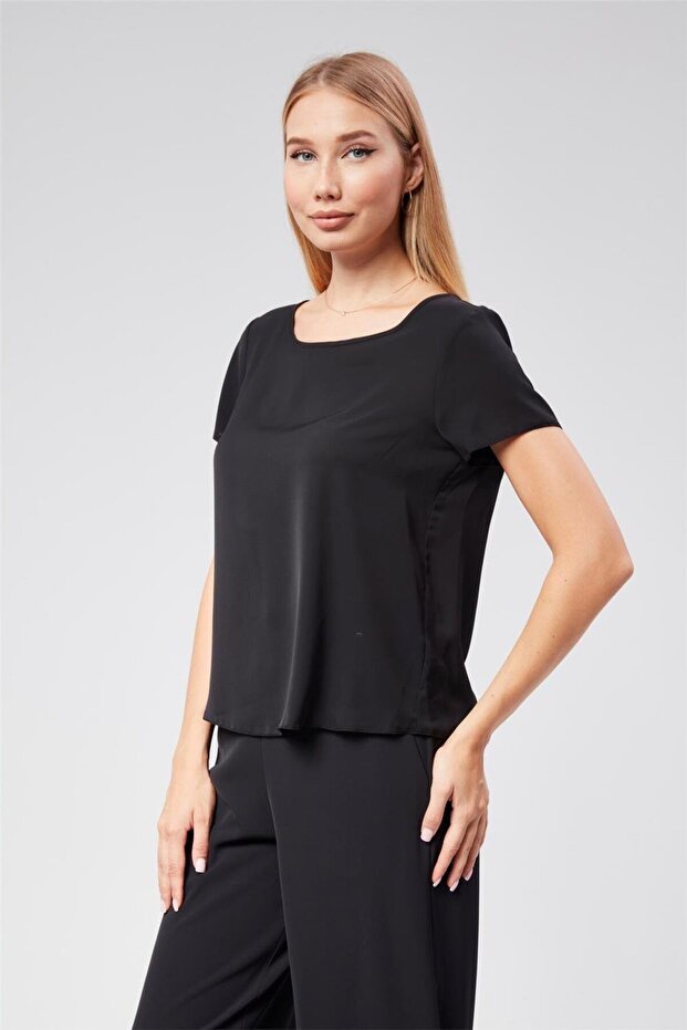 بلوزة برقبة دائرية - 2