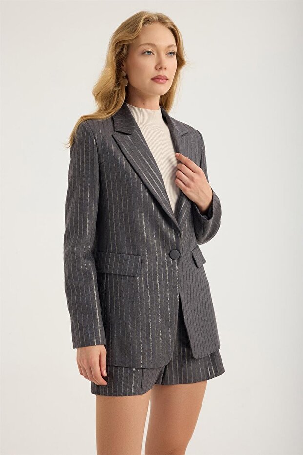 سترة بزر واحد مع شريط من الترتر - 3