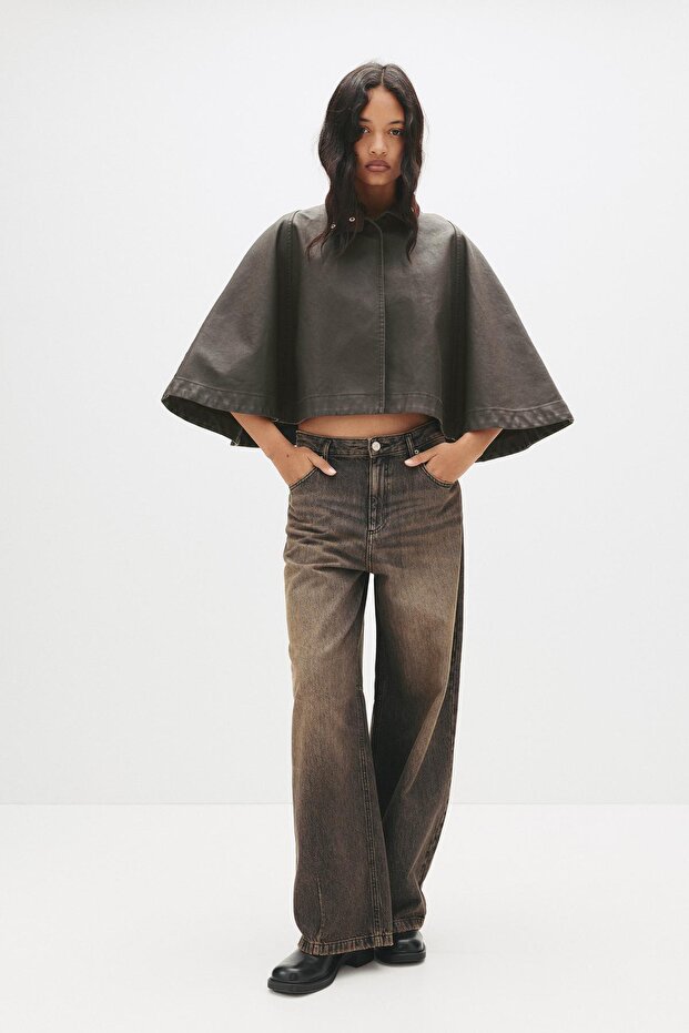 Mumlu görünümlü kısa pelerin - 2