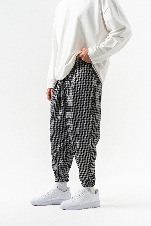 Chain Bel ve Paça Lastikli Pileli Şalvar - 3