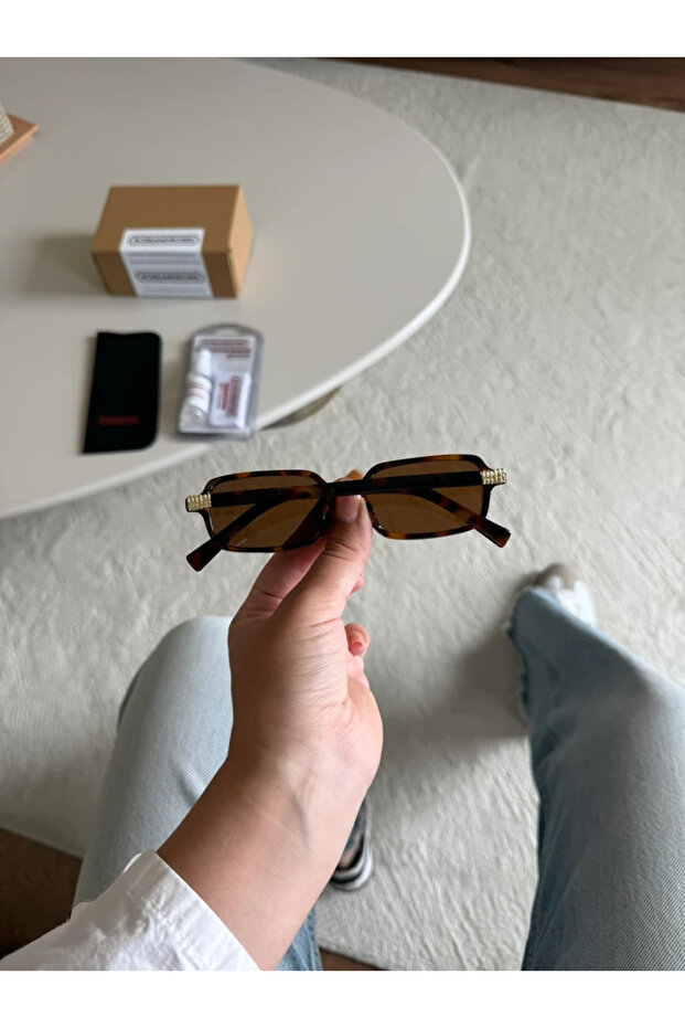 نظارات شمسية بتصميم مستطيل من Meux Muadil باللون البني الفهد - 3