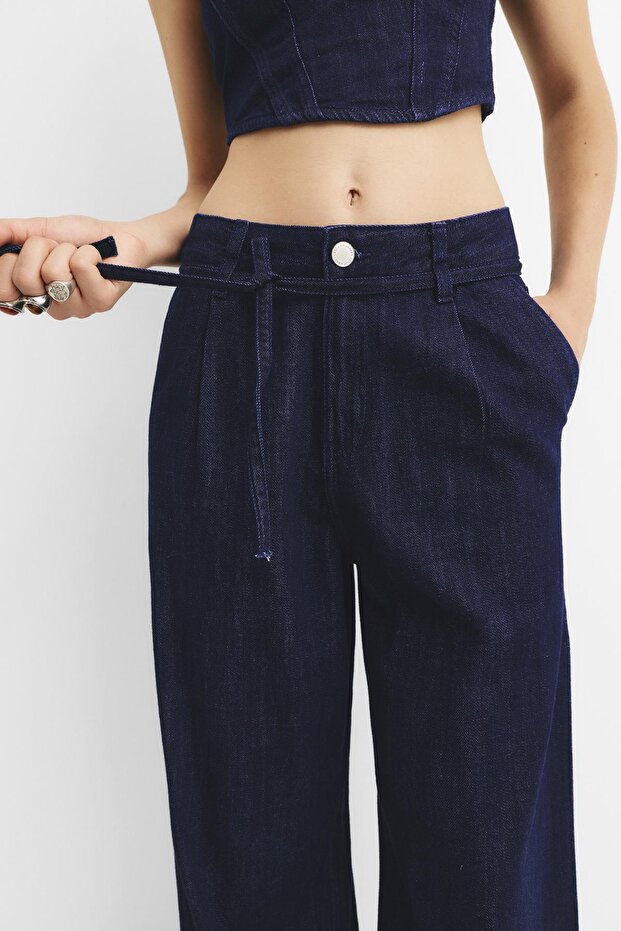 Kemerli düz kesim jean - 4