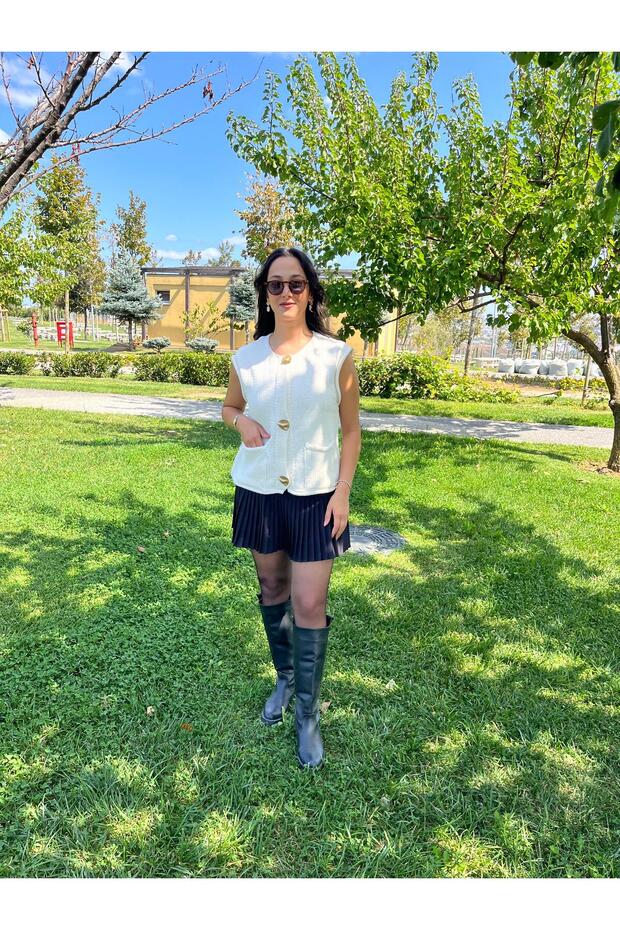 سترة تريكو بأزرار كبيرة - 3