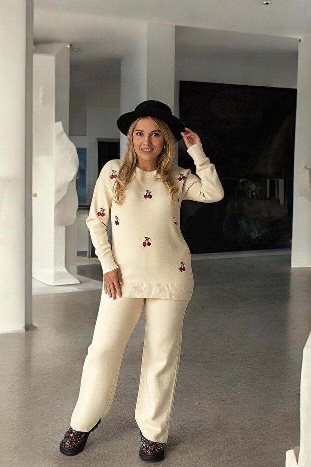 Pulover Cherry Bliss - 1