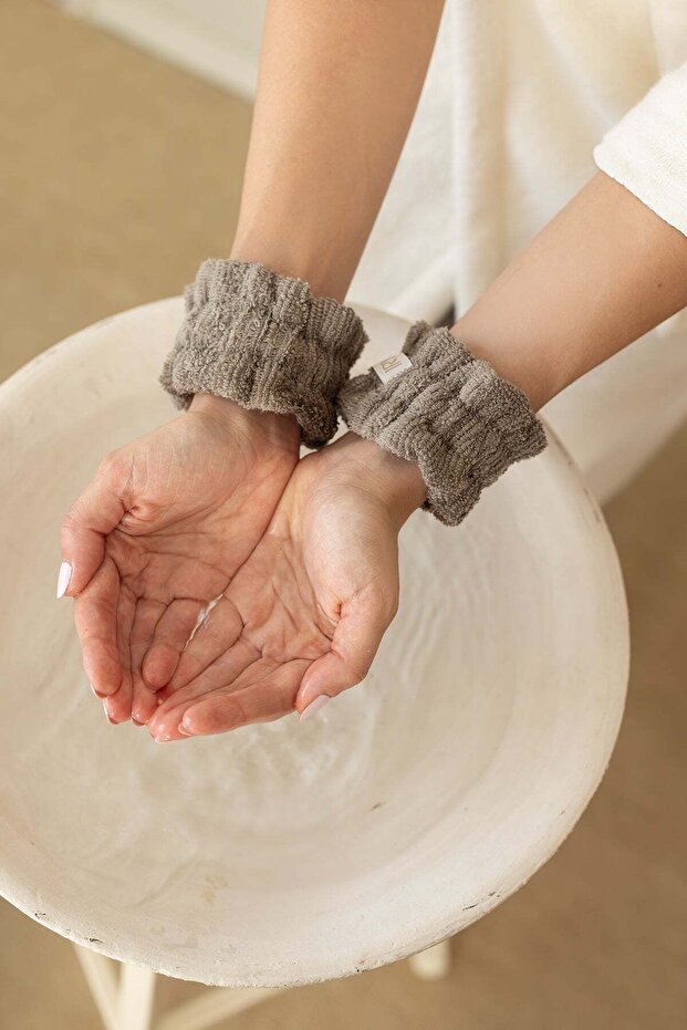 Solena Towel Bracelet Gray