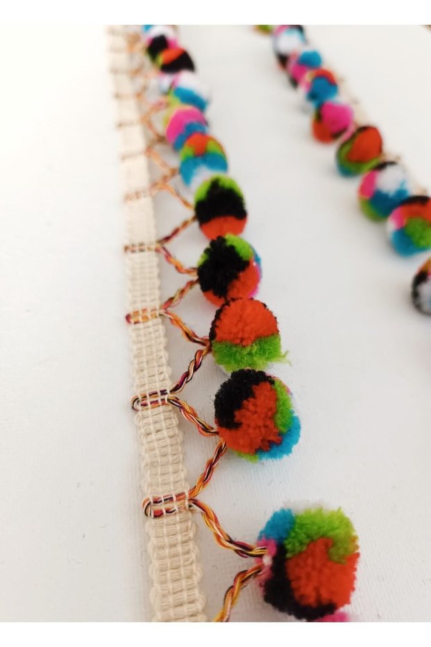 Colored Edge Pompom Strip