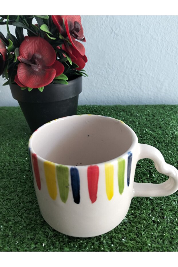 فنجان قهوة 'قوس قزح' 🌈 " - 7