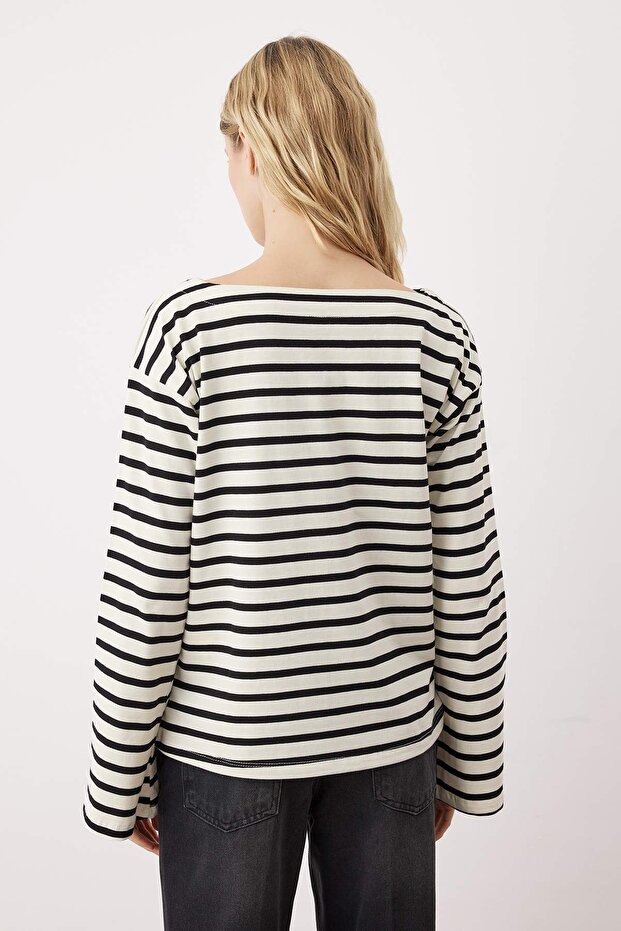 Ekru Kalın Pamuklu Çizgili Regular/Normal Kalıp ÖrmeT-Shirt TWOAW26TS00001 - 4
