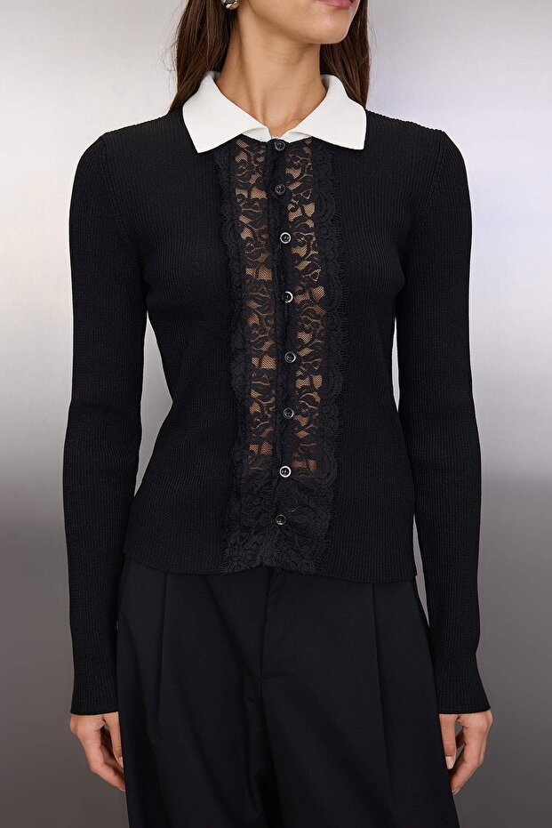 Siyah Gömlek Ve Dantel Garnili Fitted/Vücudu Saran Triko Hırka TWOAW26HI00246 - 3