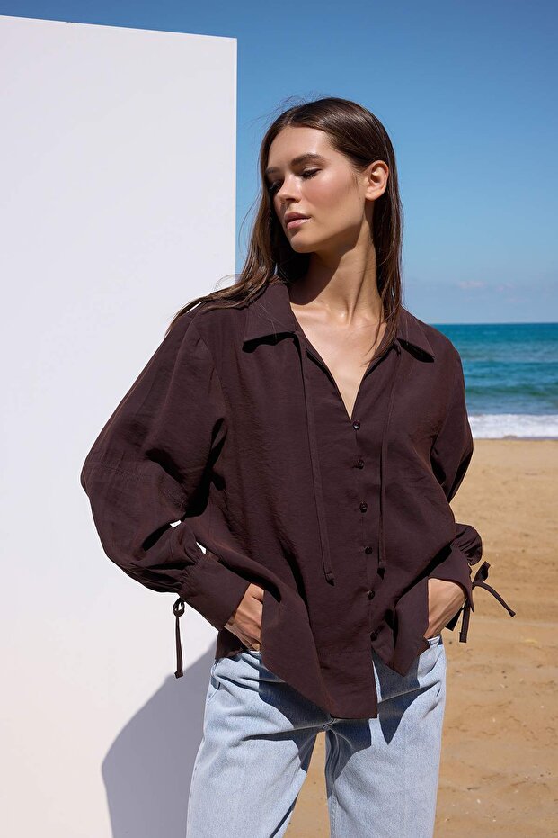 Sustainable Koyu Kahverengi Boho Modal Bağlama Detaylı Oversize Modal Gömlek TWOAW26GO00080 - 1