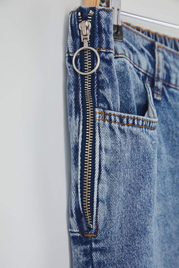 Mavi Yüksek Bel Yırtmaçlı Beli Lastikli Fermuar Detaylı Büyük Beden Jeans TBBAW26CJ00009 - 6
