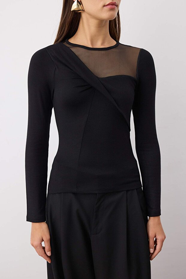 Siyah Yaka Detaylı Fitted/Vücuda Oturan Örme Bluz TWOAW26BZ00173 - 3