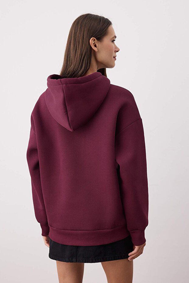 Mürdüm Kalın İçi Polarlı Oversize/Geniş Kalıp Kapüşonlu Basic Örme Sweatshirt TWOAW24SW00103 - 4