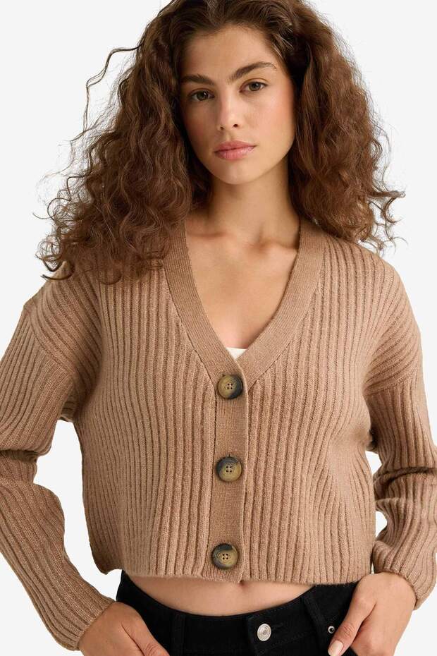 Regular Fit V Yaka Düğmeli Triko Hırka R1389AZ25WN - 5