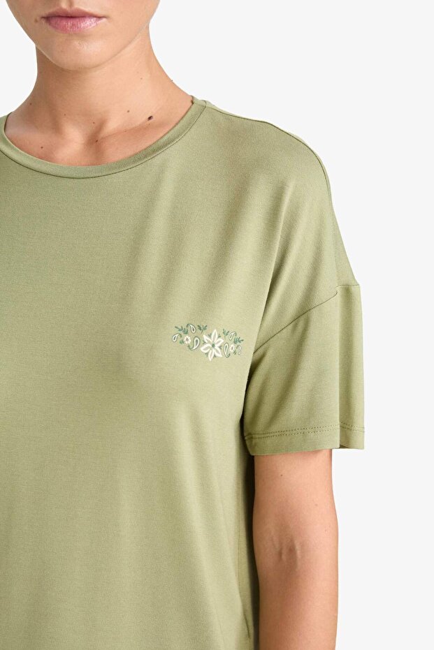 Pijama Takımı Regular Fit Kısa Kollu Üst Desenli Uzun Alt-Fall in Love F7560AX25AU - 5