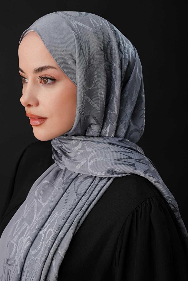3046 İmza Monogram Shiny Jakar Şal 70x200 - 3