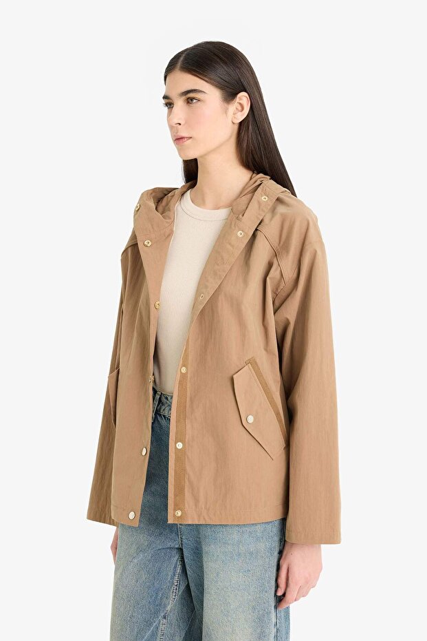 Su Geçirmez Regular Fit Kapüşonlu Çıtçıtlı Mont E8620AX25AU - 4