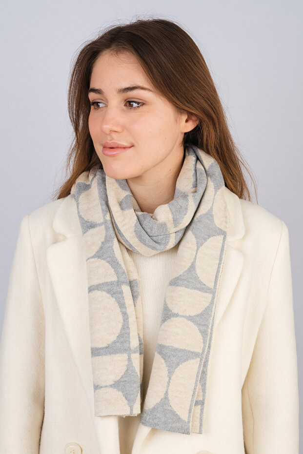 وشاح تريكو منقوش على شكل دائرة - 2