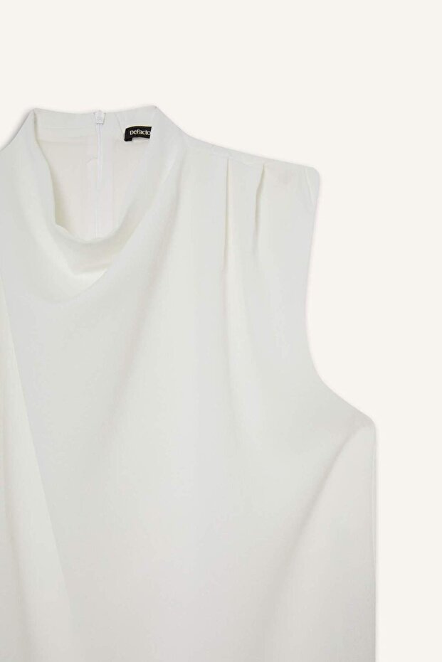 Regular Fit Balıkçı Yaka Krep Kolsuz Bluz F9149AX25WN - 8