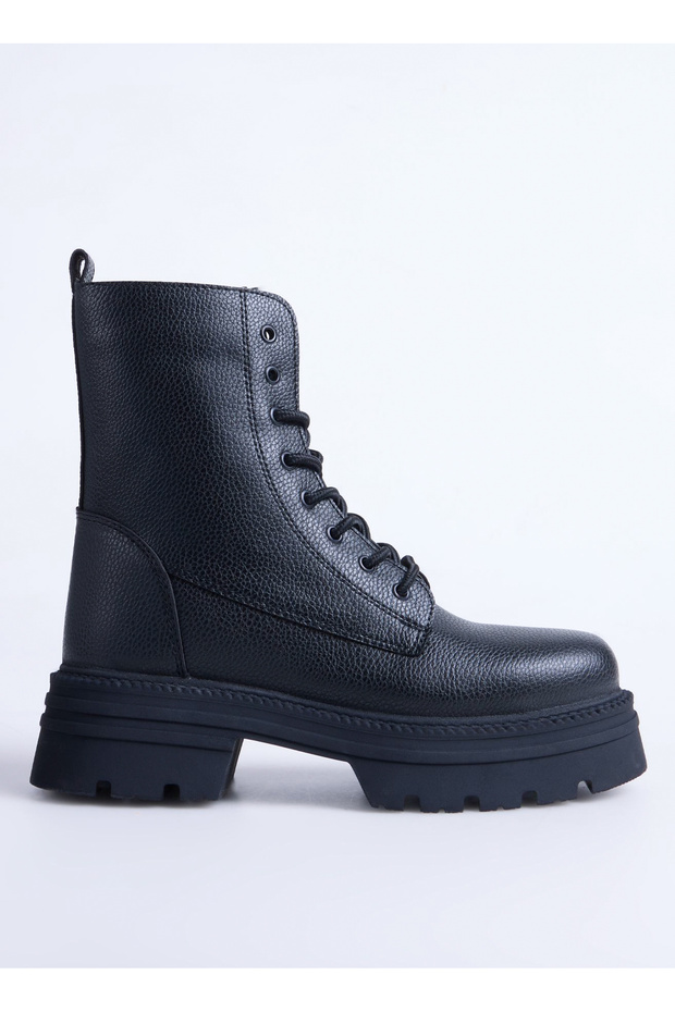 Siyah Kadın Bot CLOE - 5