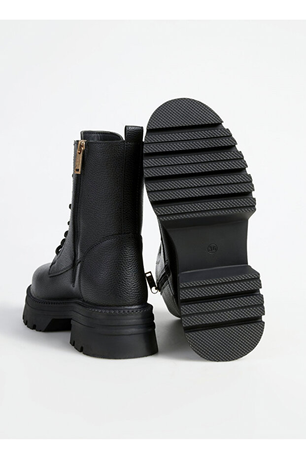 Siyah Kadın Bot CLOE - 4