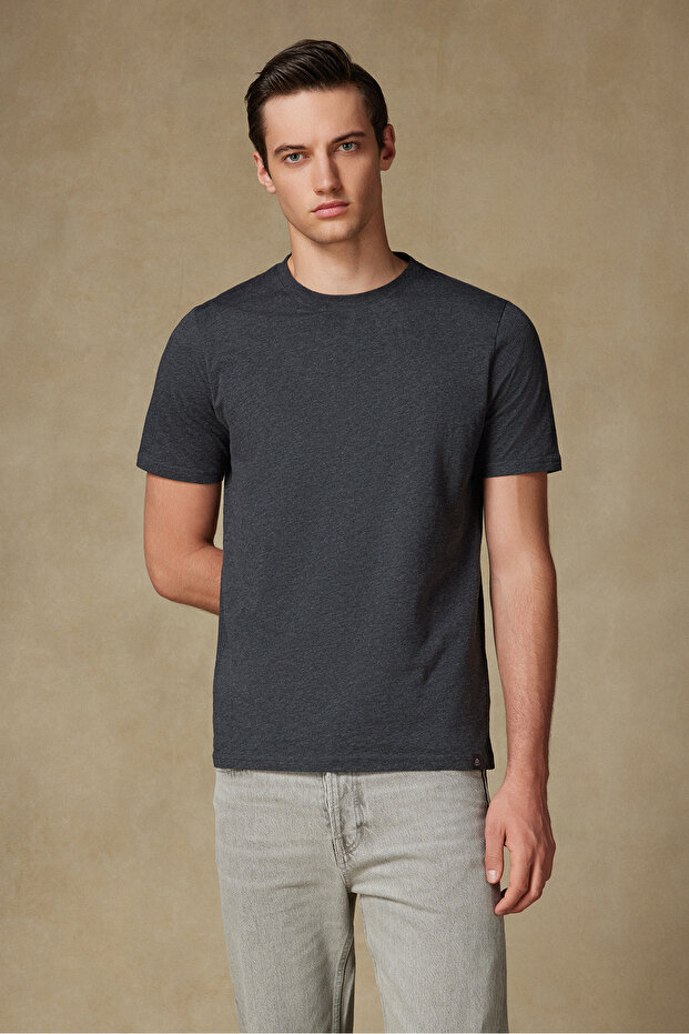 Easy Penye Pamuklu Comfort Fit Koyu Gri Bisiklet Yaka Erkek Düz T-Shirt - 1