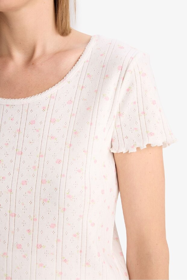 Regular Fit Pijama Takımı Kısa Kollu Üst Esnek Belli Şort-Fall in Love E4335AX25SP - 6