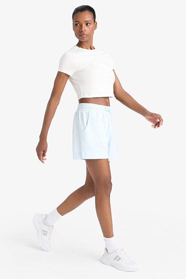 DeFactoFit Standart Fit Sporcu Kısa Paça Basic Düz Kırmızı Şort Z6696AZ25SM - 3