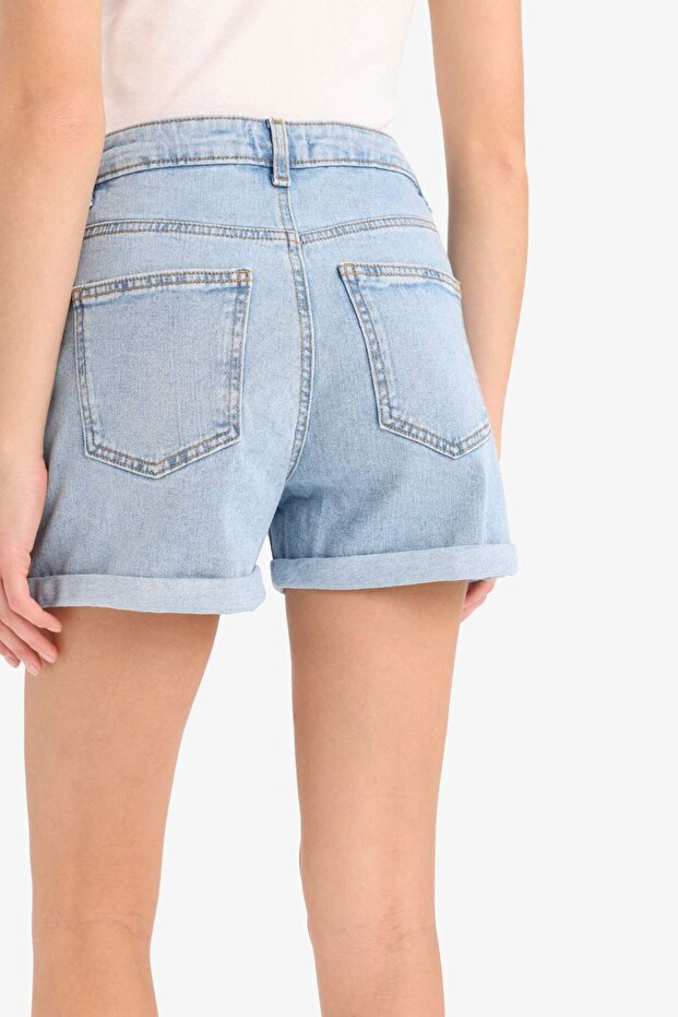 Yüksek Bel Cepli Yıkamalı Dar Paça Jean Şort E0702AX25SM - 7