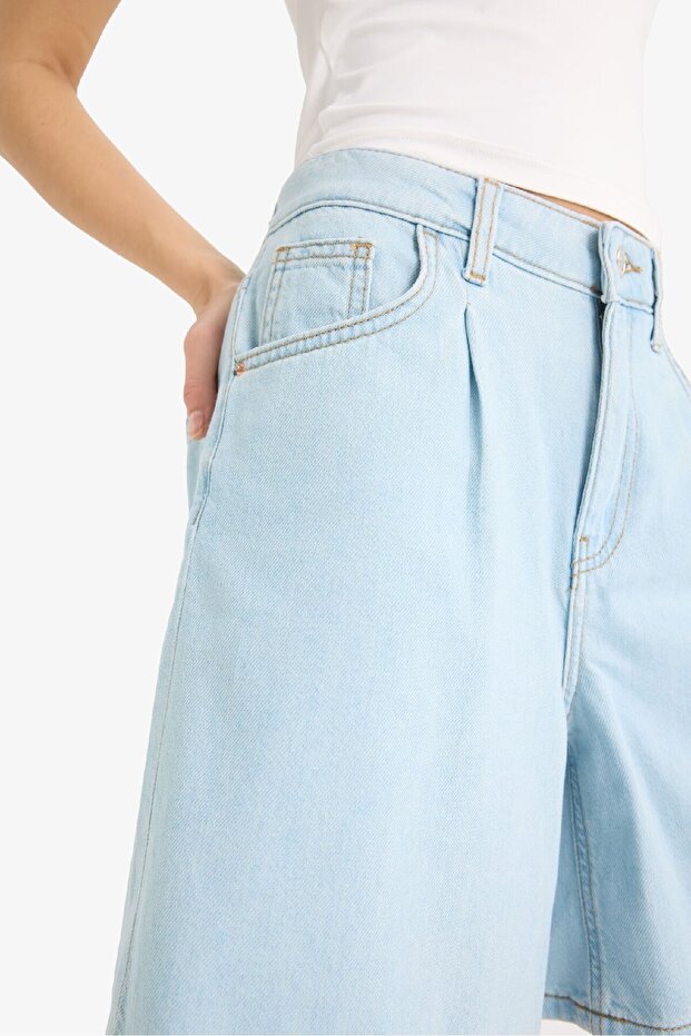 Yüksek Bel Yumuşak Jean Bermuda Şort E0960AX25SM - 5