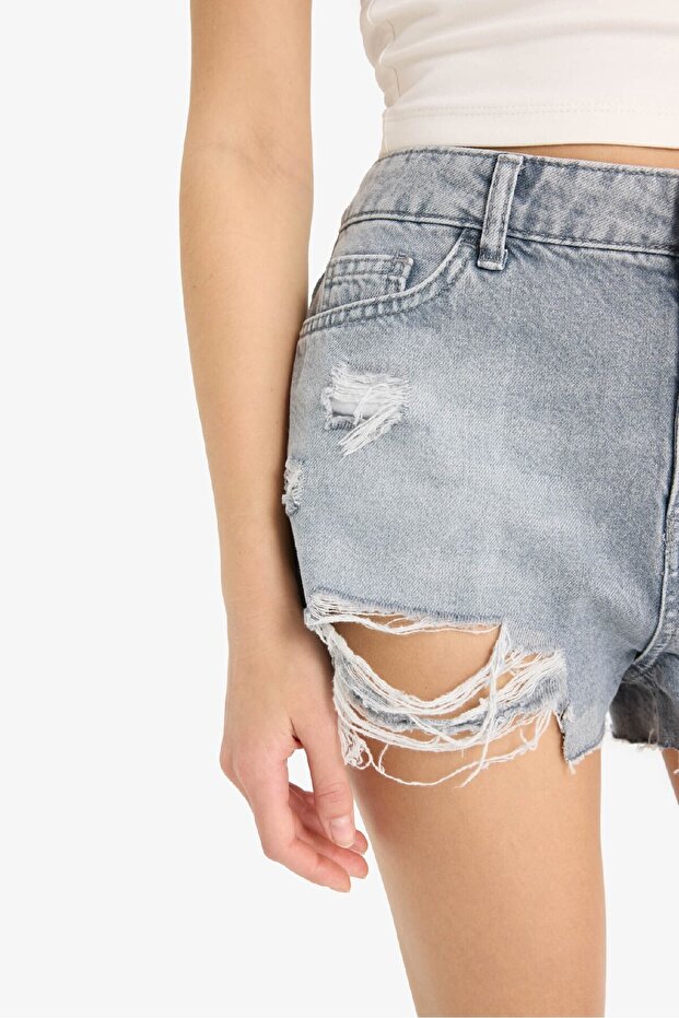 Yüksek Bel Paça Ucu Kesik Jean Şort E4694AX25SM - 7