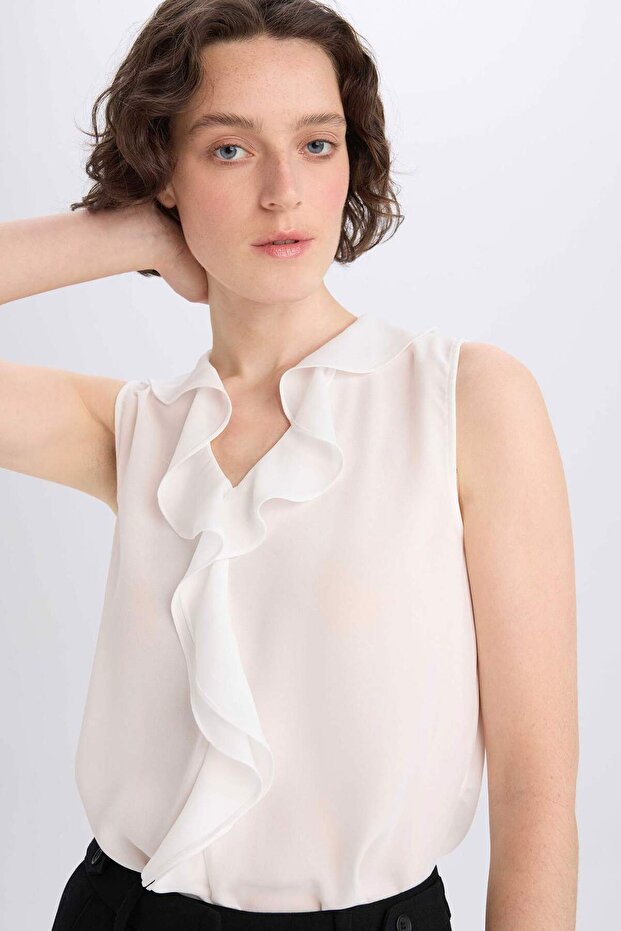 Regular Fit V Yaka Şifon Kolsuz Bluz D3128AX24HS - 4