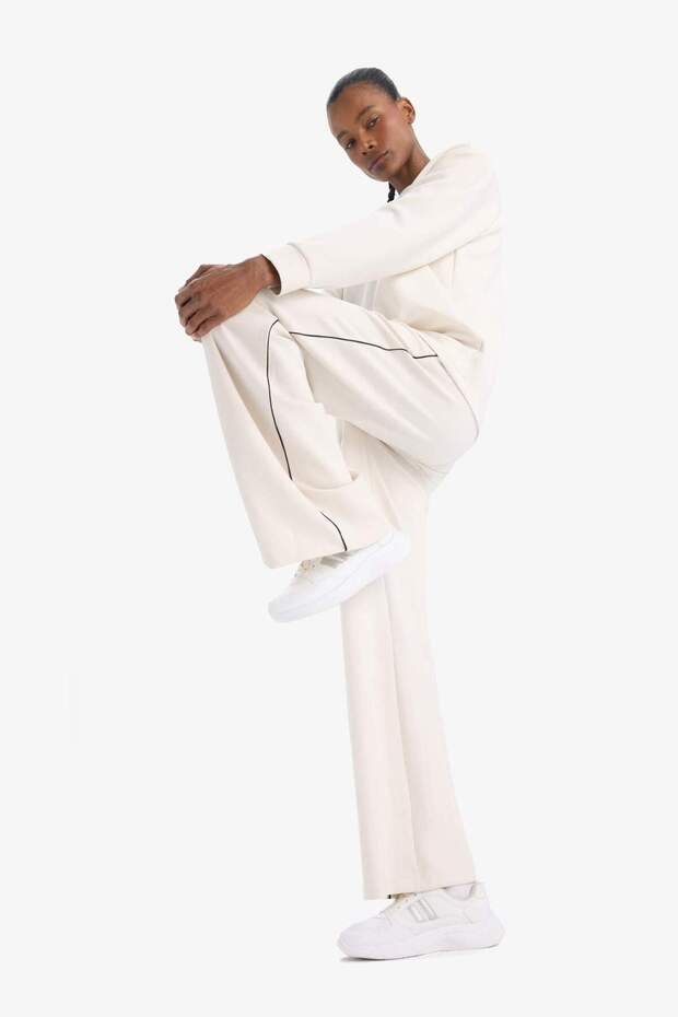 DeFactoFit Wide Leg Geniş Paça Cepli Standart Boy Modal Soft Touch Pantolon D7128AX25SP - 5
