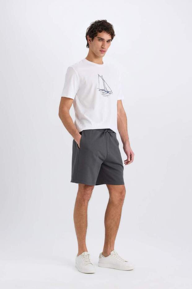 Regular Fit Düz Paça Beli Bağcıklı Cepli Basic Düz Şort B8672AX25SP - 2