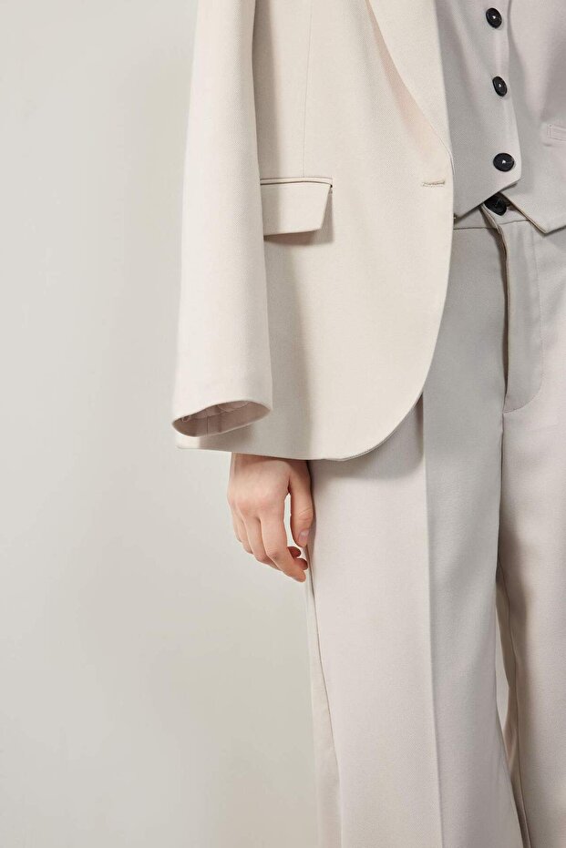 Oversize Wide Fit Buttoned Basic Plain Blazer Jacket B0490Ax25Sp - 4