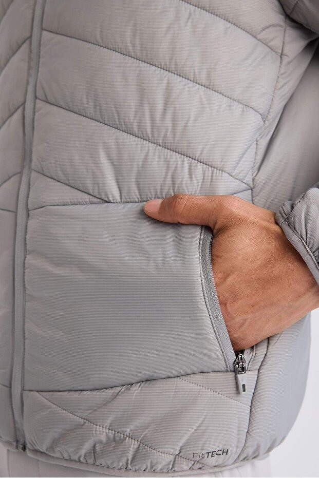 DeFactoFit Su Geçirmez Regular Fit Kapüşonlu Fermuarlı Dokuma Mont D6183AX25SP - 7
