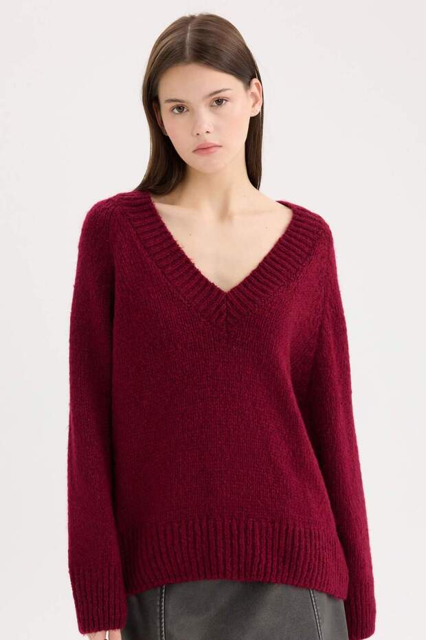 Oversize Wide Fit V-Neck Basic Plain Burgundy Knitwear Sweater A3264Ax24Cw