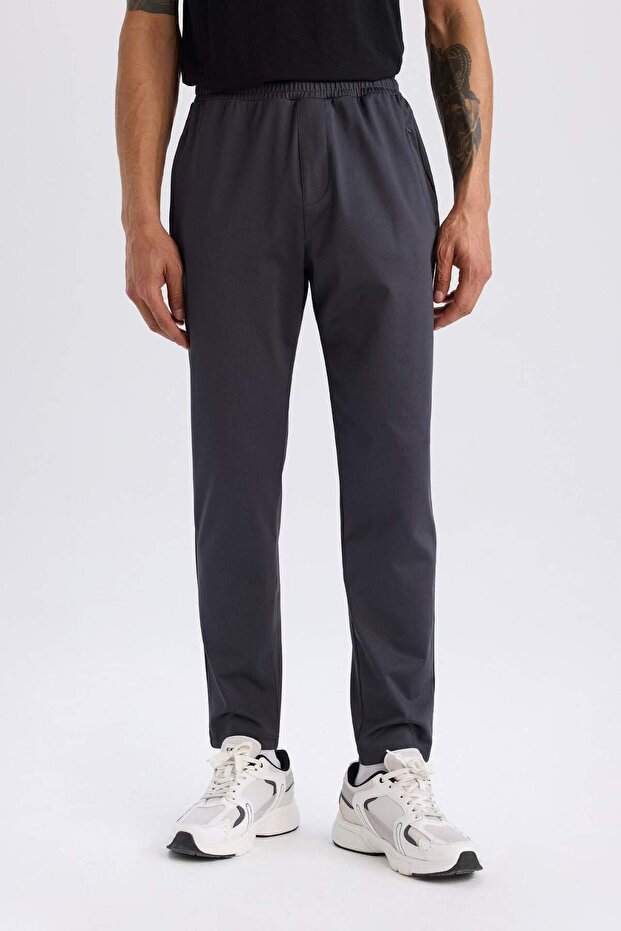 DeFactoFit Sporcu Jogger Eşofman Altı Slim Fit Dar Kesim Standart Paça Skuba Dalgıç Kumaş Beli Lasti - 4